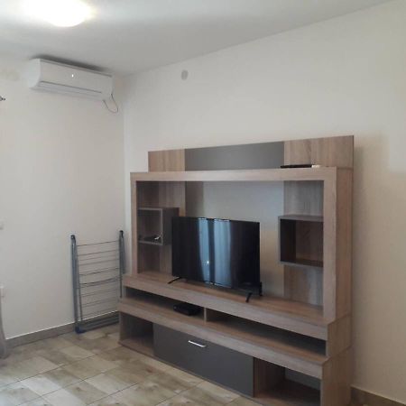 Apartmani Viza Рісан Екстер'єр фото