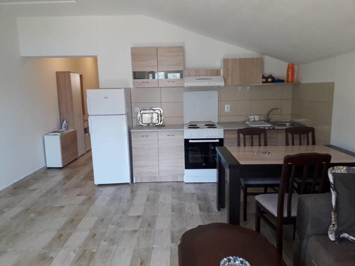 Apartmani Viza Рісан Екстер'єр фото